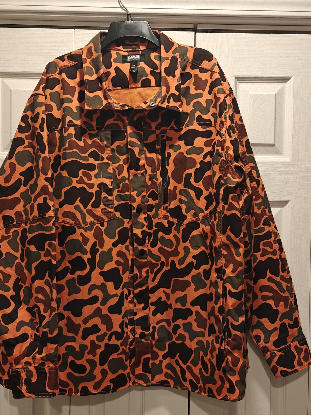 Duluth Trading Co Orange and Black Camo Jacket Alaskan Hardgear